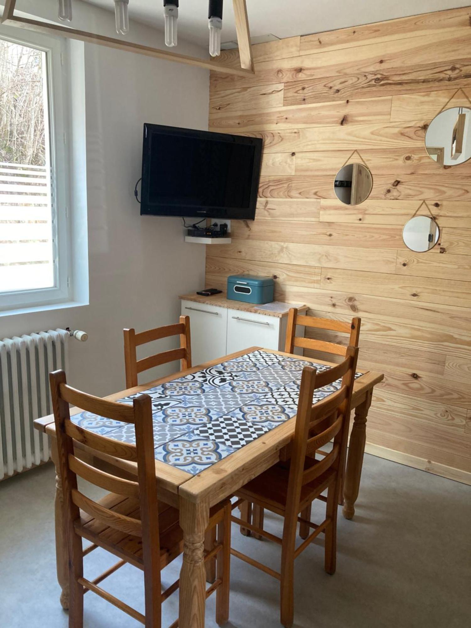 Le Relais Charraud Apartment Le Mont-Dore Bagian luar foto
